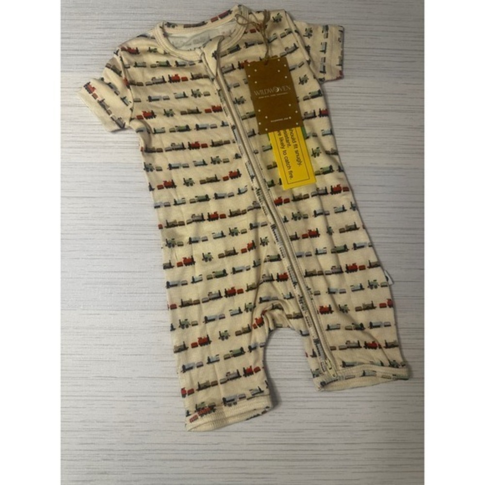 Wildwoven Train Print Ribbed Romper 6-12M Tencel Modal Snug Fit Short Sleeve Zip